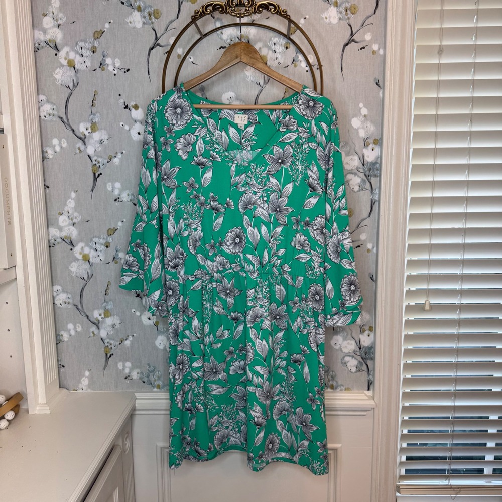 A New Day Womens Green Floral V-Neck Bell Sleeve Elastic Waist Shift Dress XL